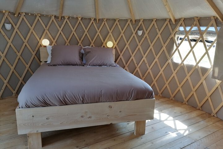 Room 8 of 32