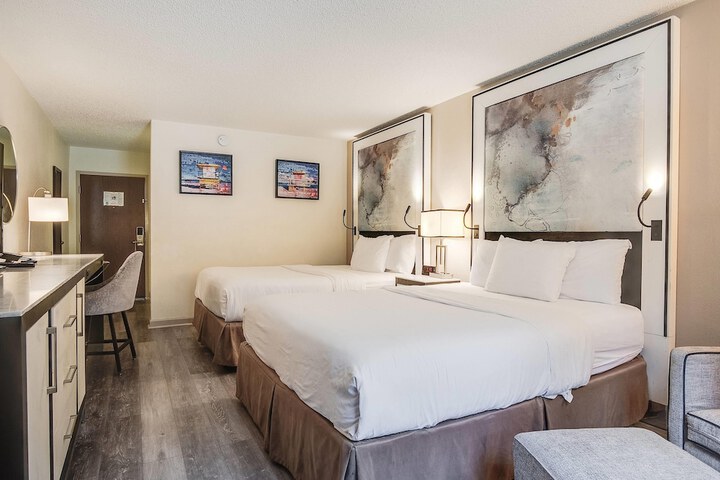 Room 21 of 48