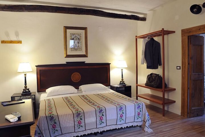 Room 13 of 45