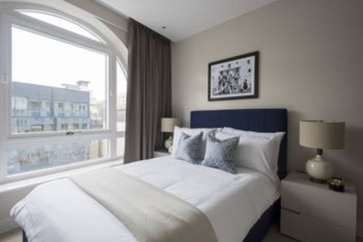 Room 10 of 46