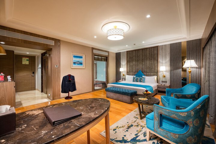 Room 13 of 56