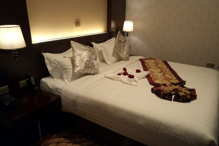 Room 14 of 34