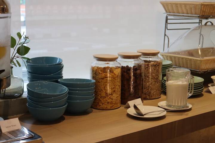 Breakfast buffet