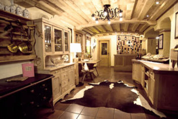 Hotel Interior 48 of 115