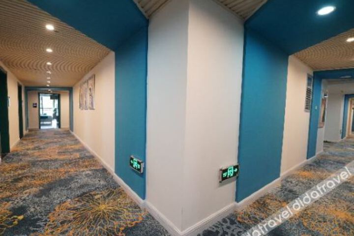 Hotel Interior 8 of 16