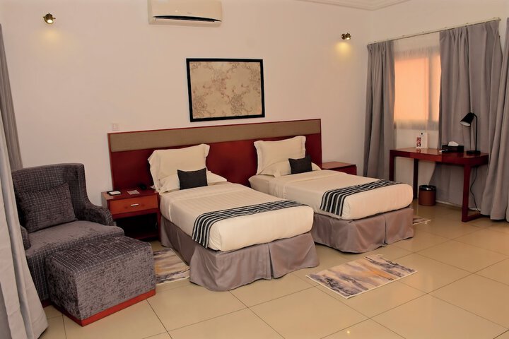 Room 45 of 74