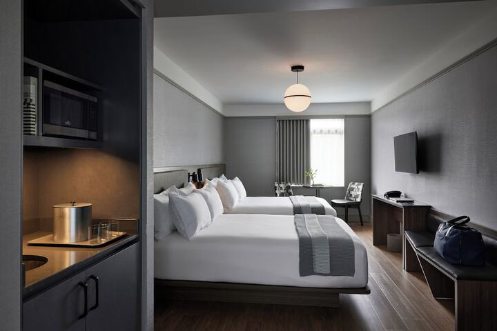 Superior Room 2 Queen Beds (5 of 6)