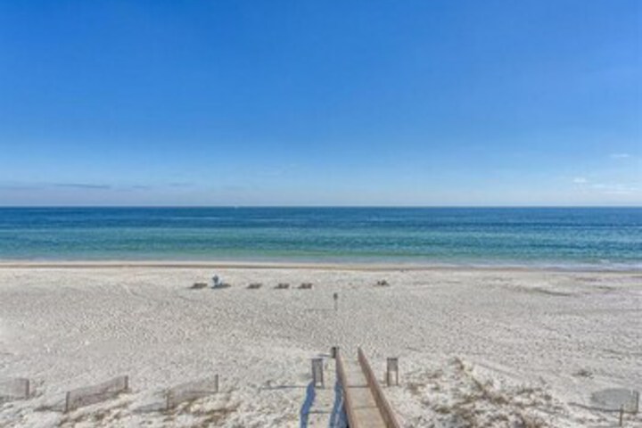 Beach 44 of 156