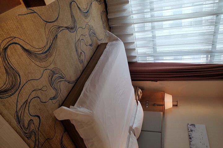 Room 13 of 92