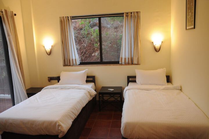 Room 49 of 69
