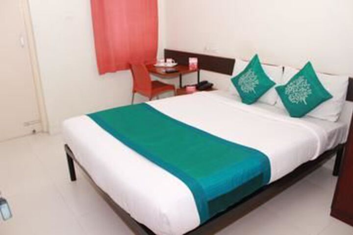 Room 5 of 17
