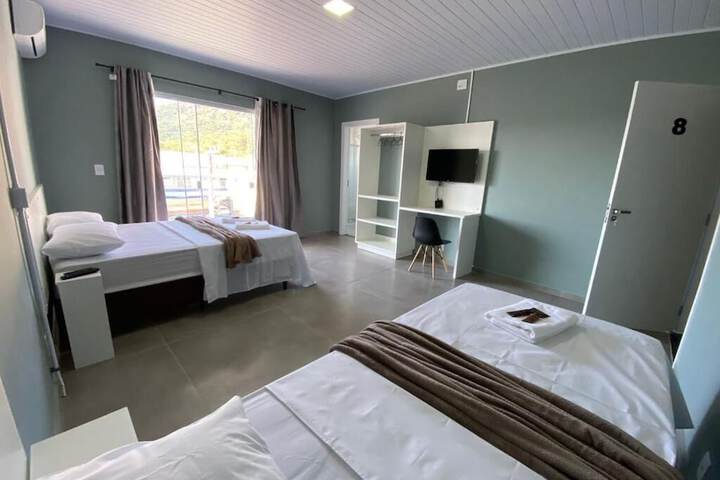 Room 5 of 23