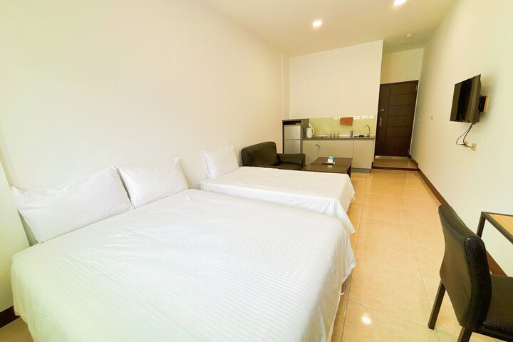 Room 14 of 56
