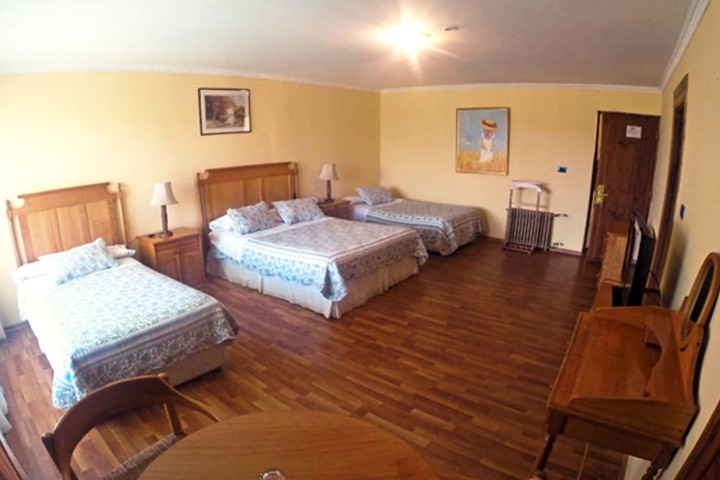 Room 12 of 17