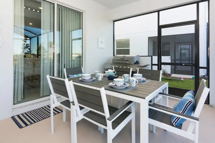 Terrace/Patio 7 of 30