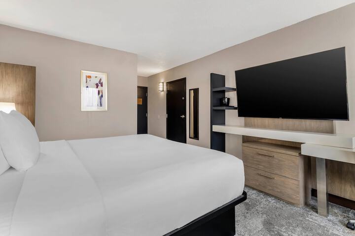 Room 15 of 39