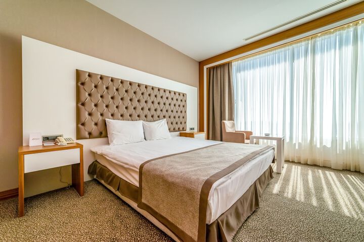 Room 15 of 46