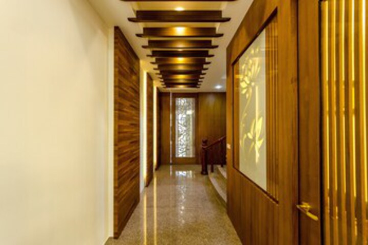 Ballroom/Hall 8 of 29