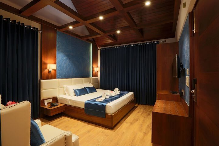 Room 7 of 80