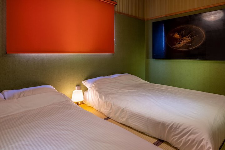 Room 26 of 60