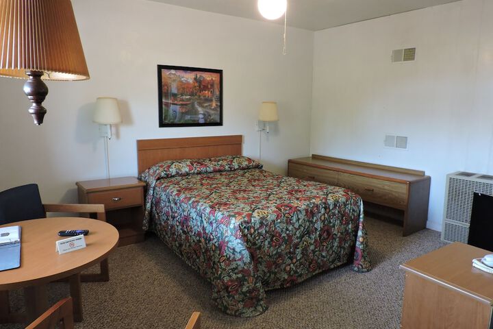 Room 5 of 31