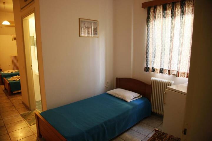 Room 9 of 44