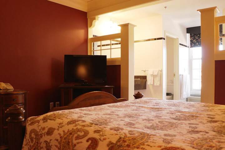 Room 13 of 39