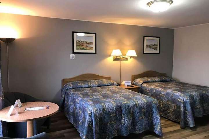 Room 6 of 39