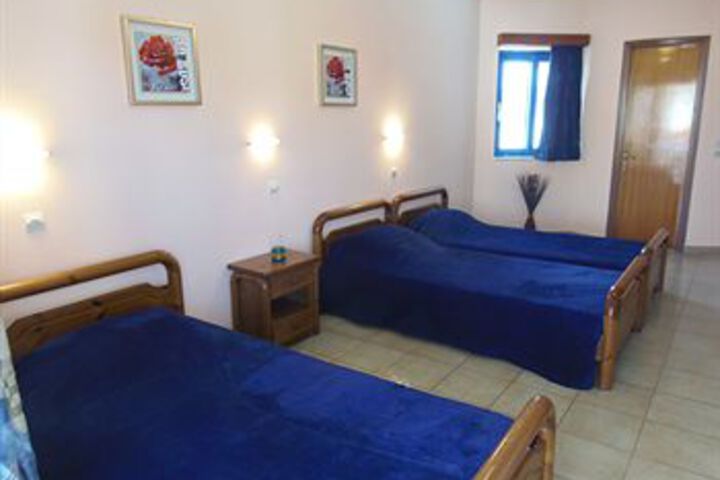 Room 10 of 21