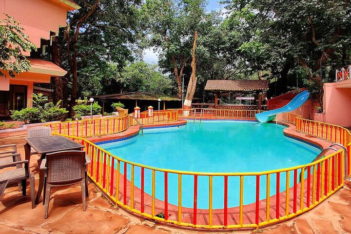Pool 21 of 46