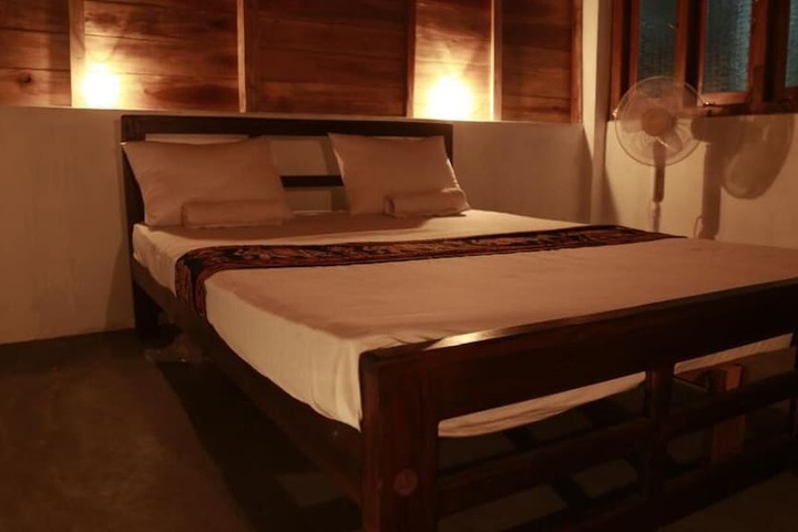 Room 8 of 30