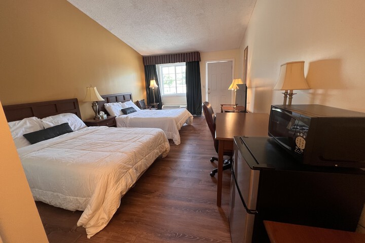 Room 12 of 26