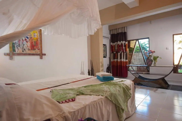 Ngala Lodge - Adults Only