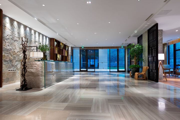 Hotel Interior 2 of 31