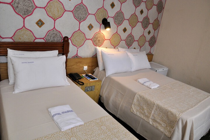 Room 4 of 47
