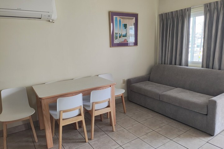 Room 42 of 58