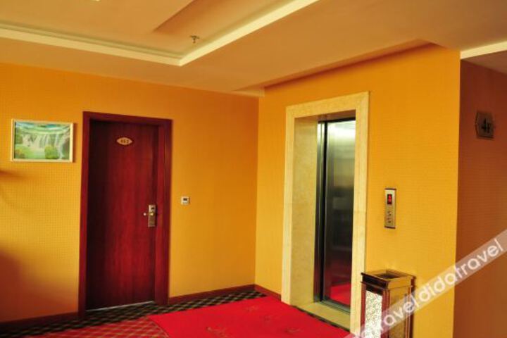Hotel Interior 4 of 9