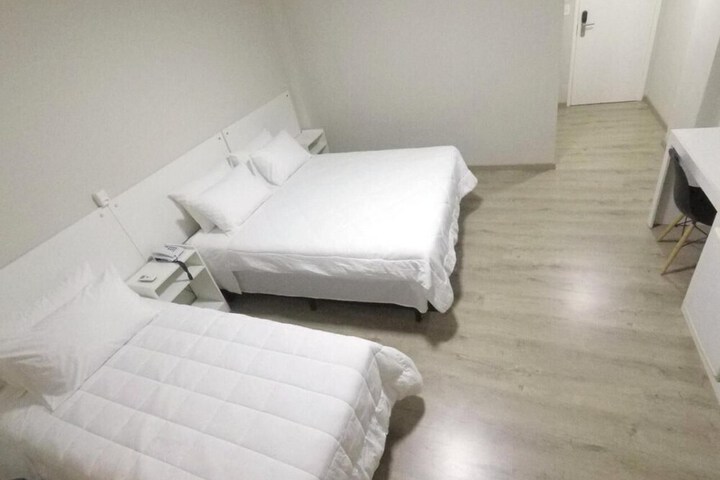 Room 9 of 29