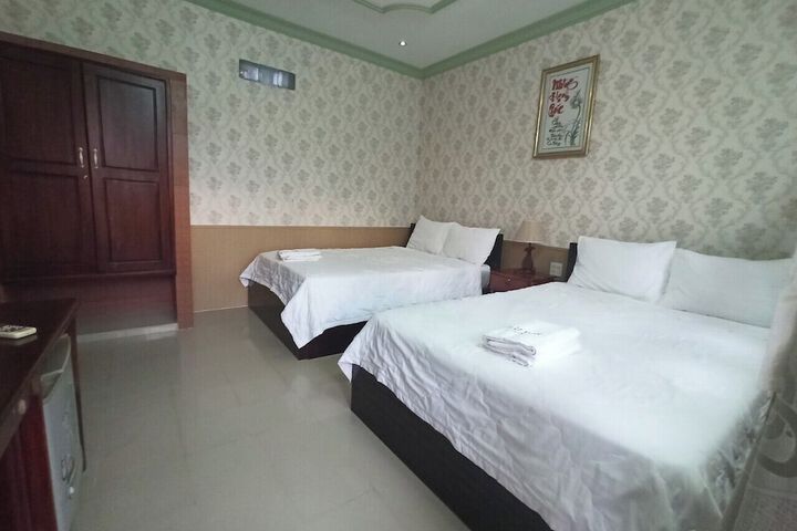 Room 7 of 59
