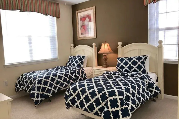 Room 5 of 26