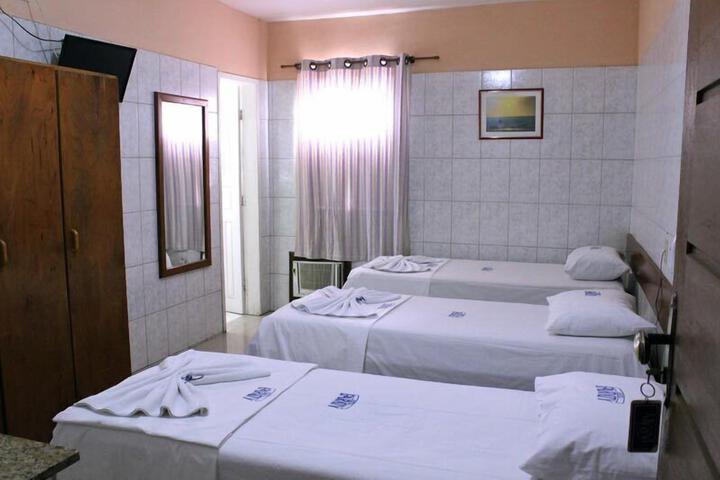 Room 5 of 6