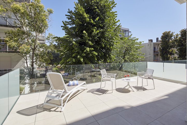 Terrace/Patio 22 of 64