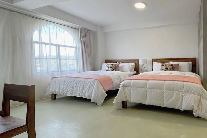 Room 30 of 51