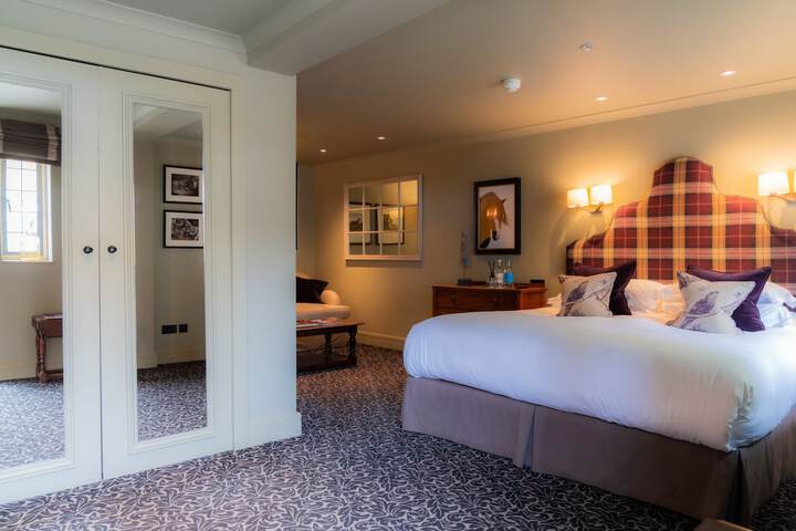 Room 38 of 160