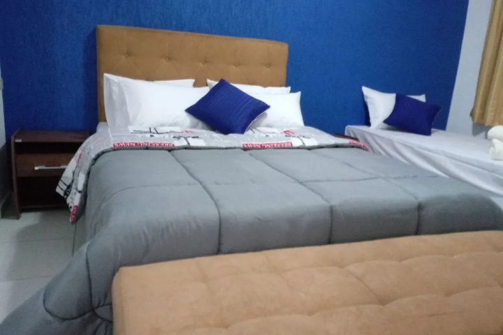 Room 6 of 35