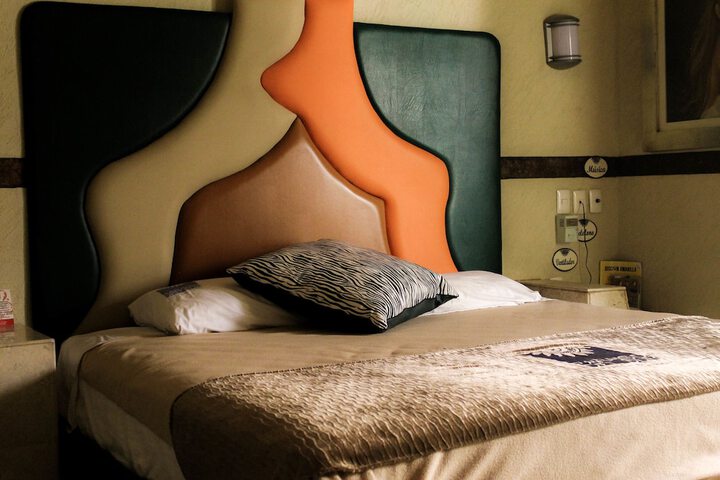 Room 4 of 49