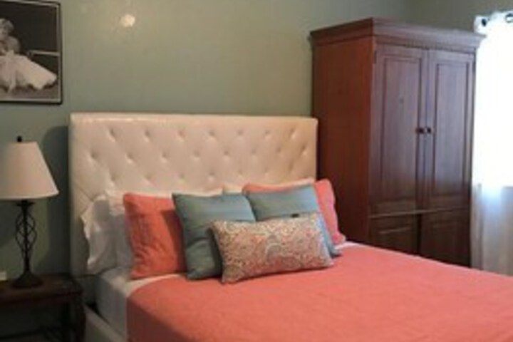 Room 11 of 13