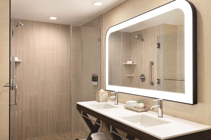 Bathroom shower