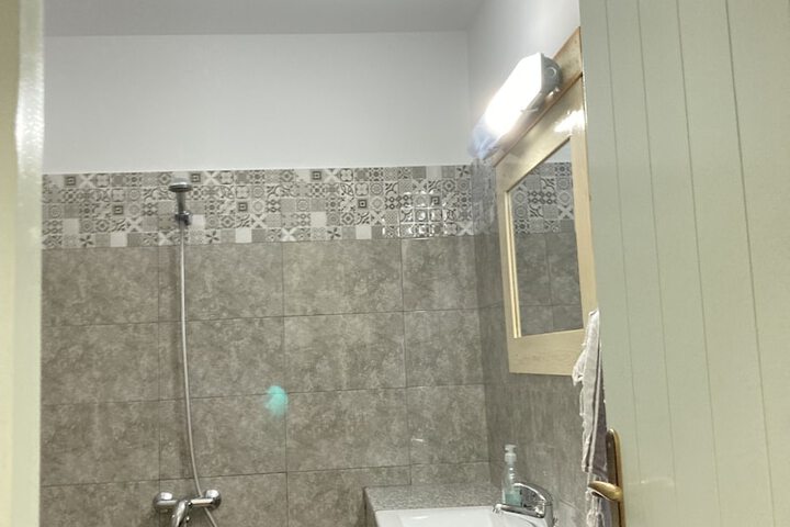 Room 16 of 26