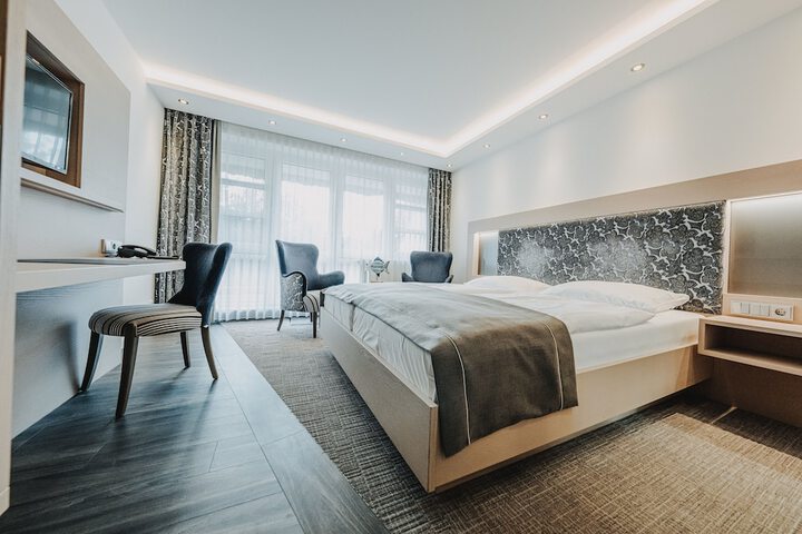 Room 30 of 79